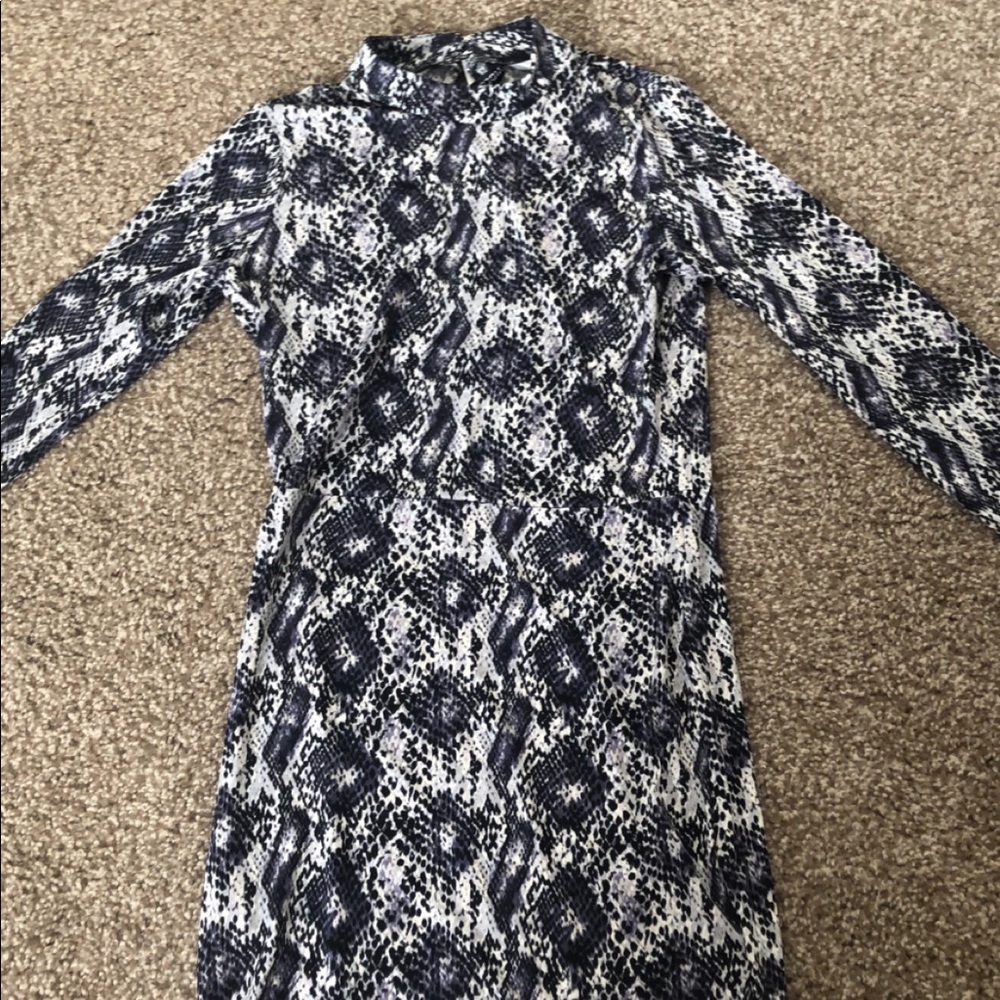 snakeskin bodycon dress